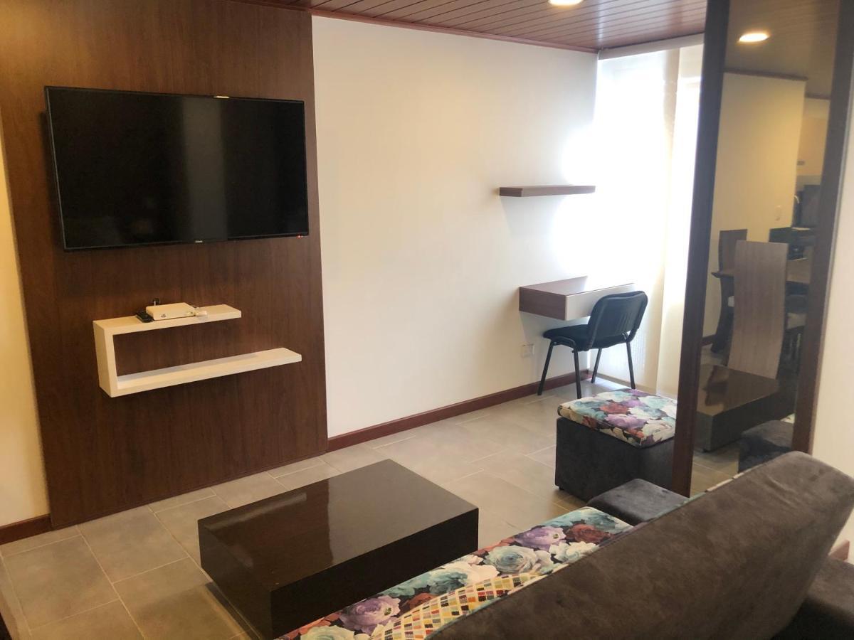 Apartamentos Edificio San Miguel โบโกตา ภายนอก รูปภาพ